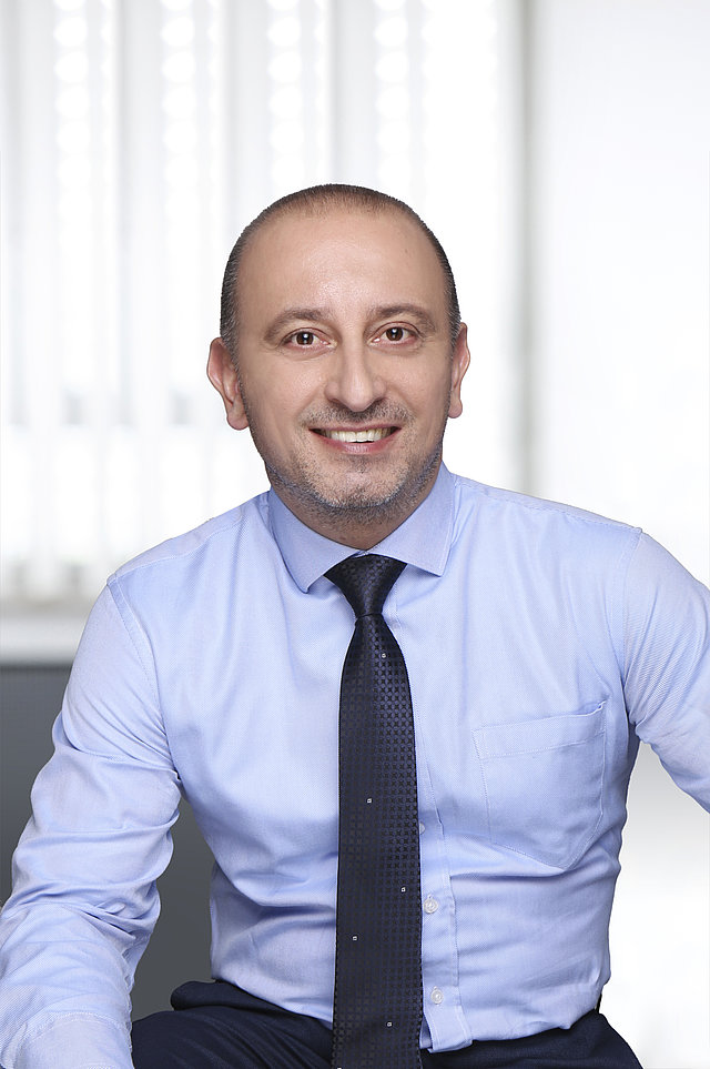 Ervin Jahić – CEO Edscha Asien und Leiter Business Unit Mechatronics